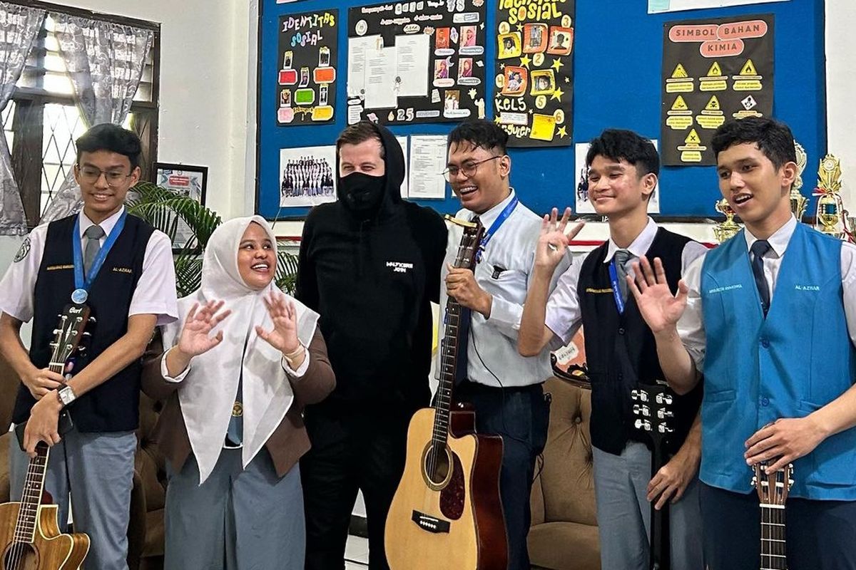 Viral! Guru TK di Medan Ajarkan Murid Menyanyi Lagu Daerah Sambil Menari – 10 Agustus 2025